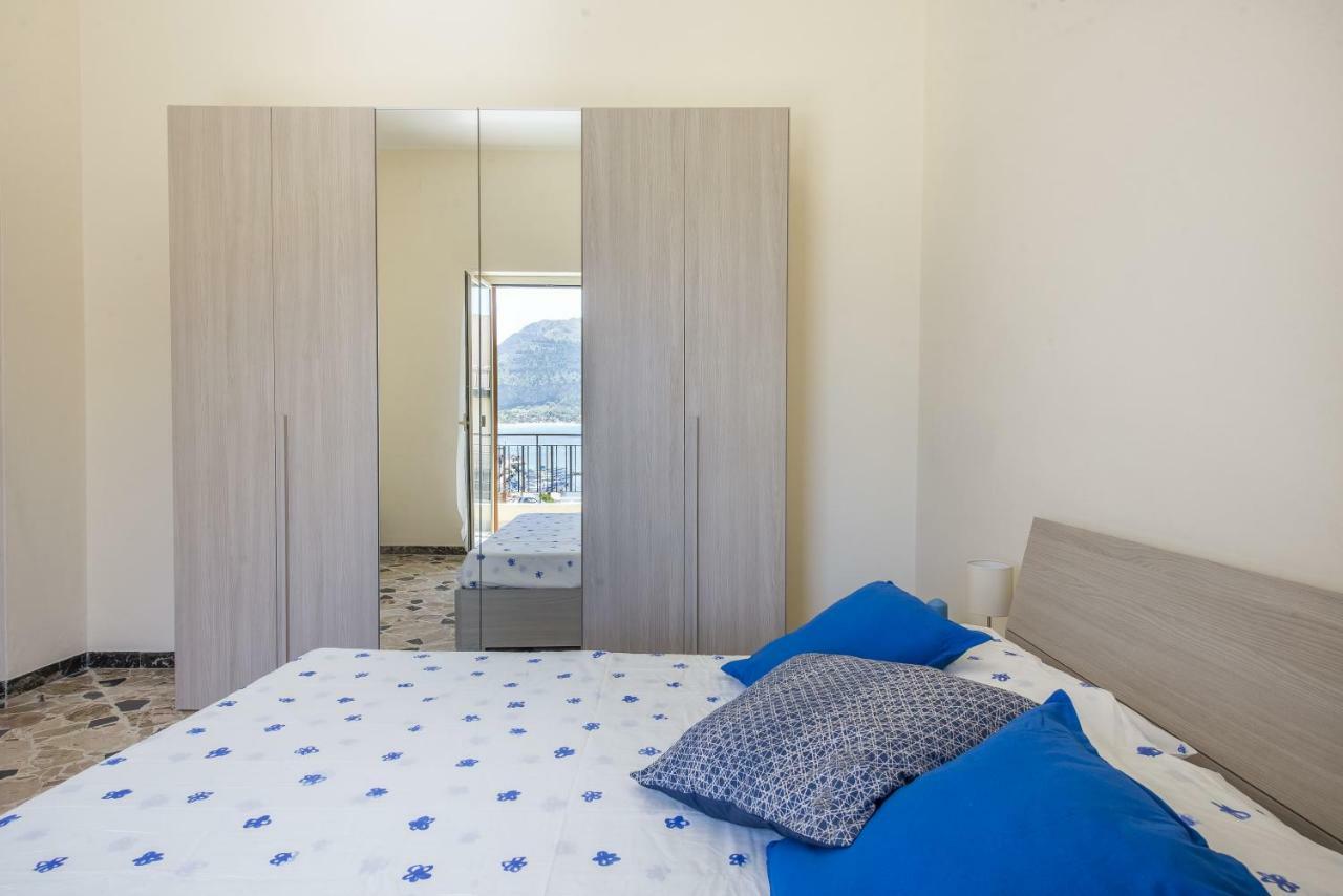Casetta Vista Mare In Piazza A Mondello Palermo Dış mekan fotoğraf
