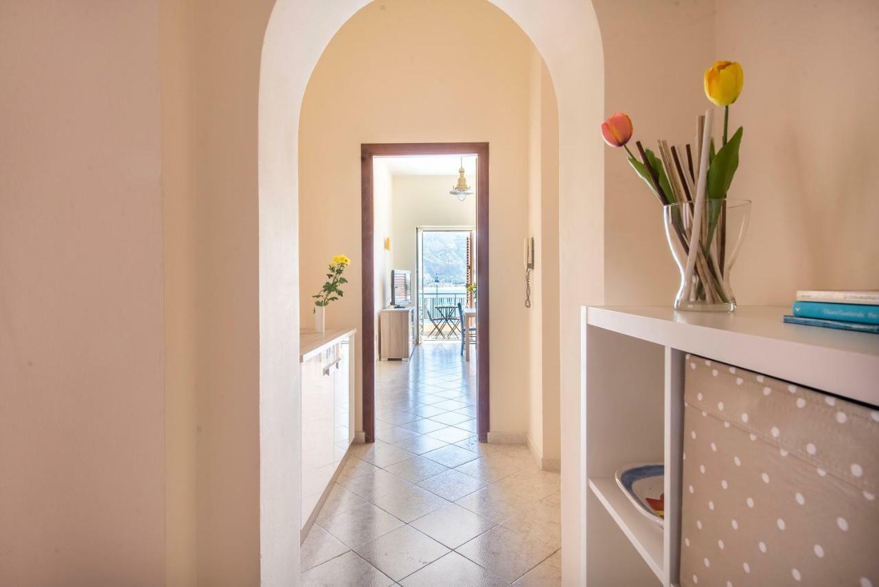 Casetta Vista Mare In Piazza A Mondello Palermo Dış mekan fotoğraf